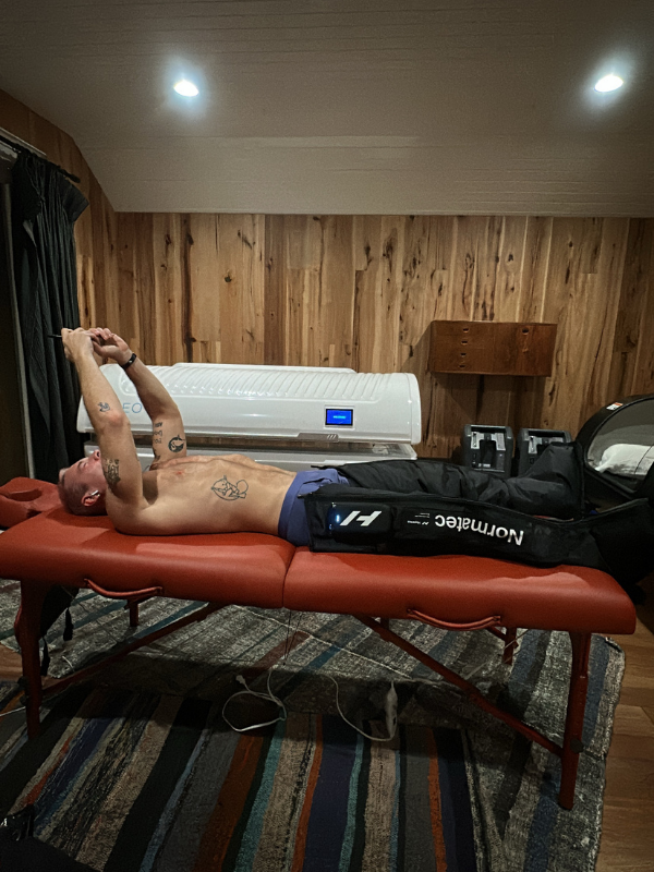 Diplo using decompression.